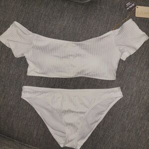 Cabana del Sol Women White off the shoulder Short Sleeve Crop Top Bikin …